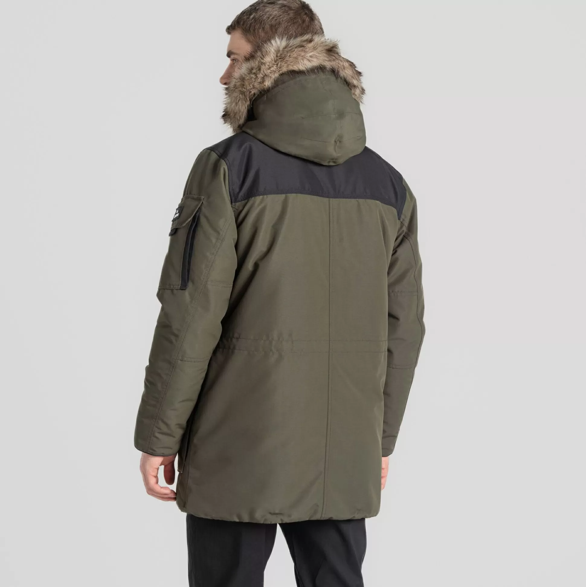 Craghoppers Men'S Bishorn Ii Insulated Jacket - Woodland Green / Black<Mens Insulated Jackets